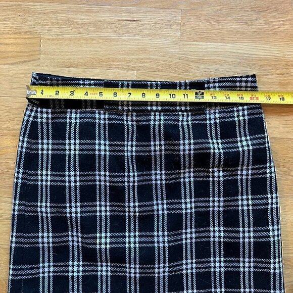 ANN TAYLOR LOFT Black/ White Plaid Skirt, 17” Length, Sz 6 VGUC. - Picture 4 of 6